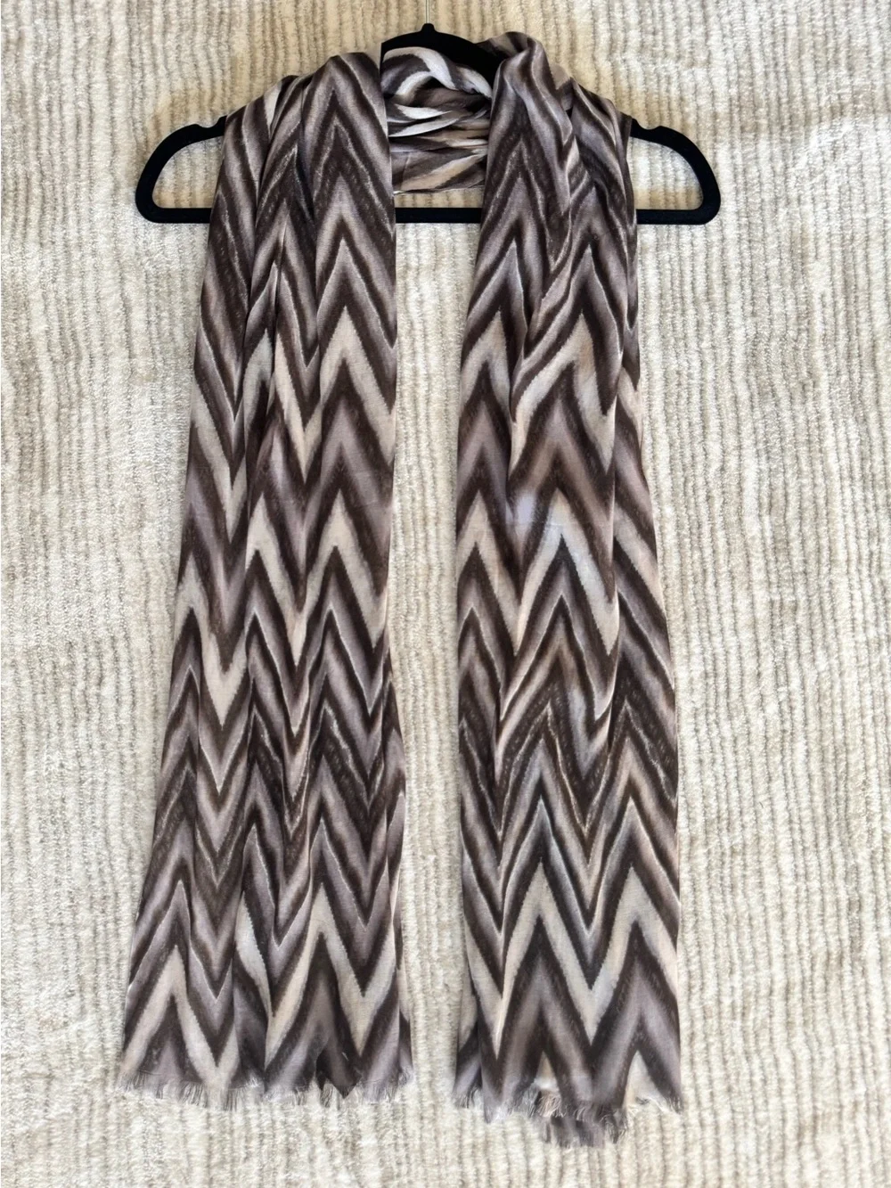 Banana Republic Chevron Scarf Brown Taupe 100% Viscose